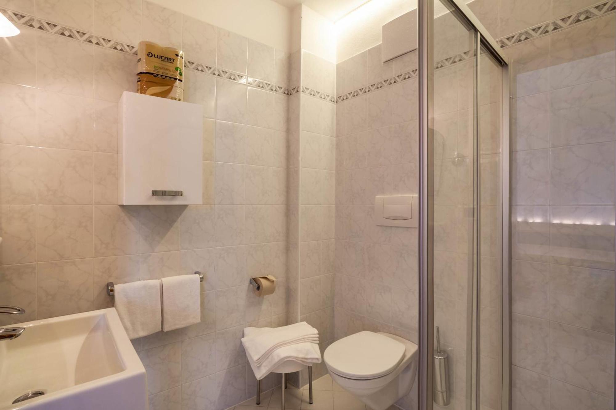 Hotel-Garni Appartement Gartenheim Schenna Luaran gambar