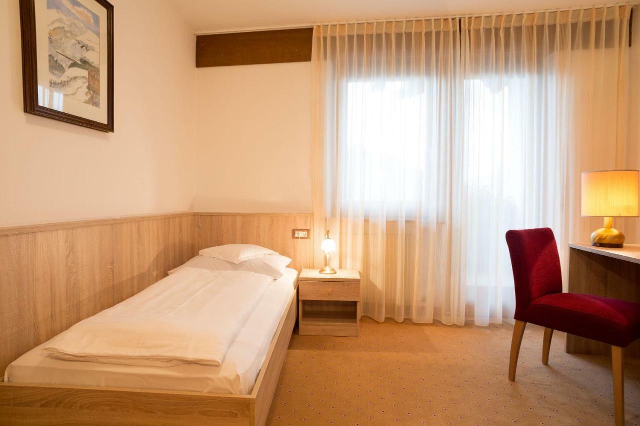 Hotel-Garni Appartement Gartenheim Schenna Luaran gambar